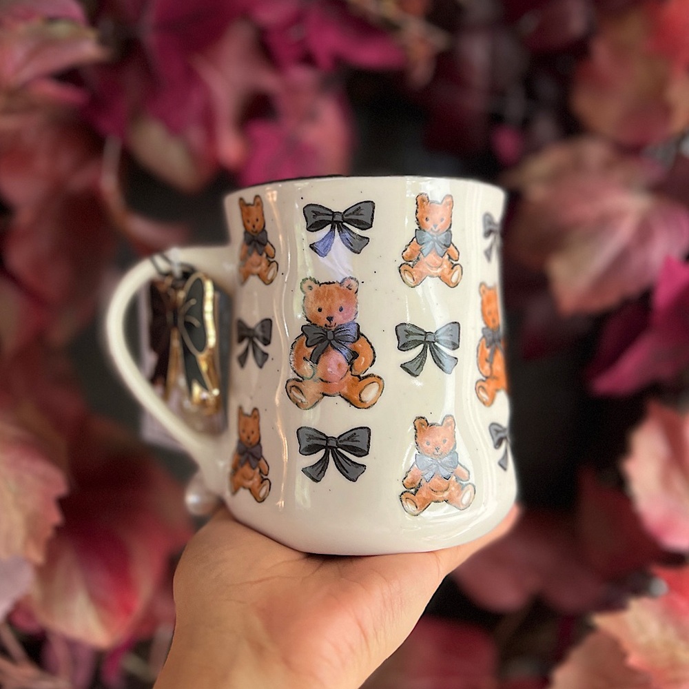 ✨NEW🧸Cobwebs and Cauldrons Teddy Bear and Bow Mug🖤